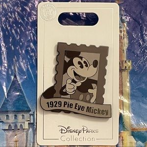 Disney Mickey Mouse Pin